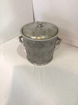 Everlast Silver Aluminum Lidded Ice Bucket