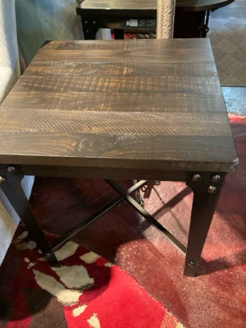 Wayfair Electric Wood/Metal Engine Brown/black Table AYXJU222