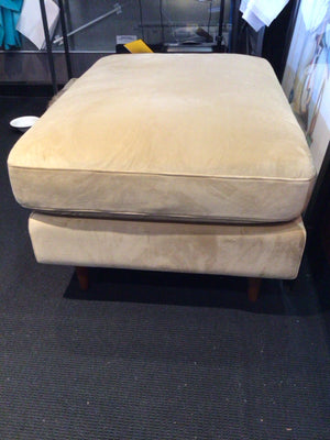 8R9SJ8JL Havenly Velvet Tan Ottoman