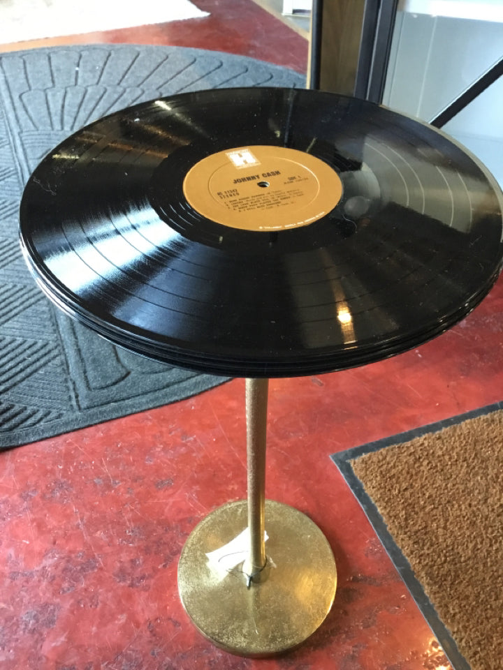 Side Vinyl Album Cover Gold/Black Table