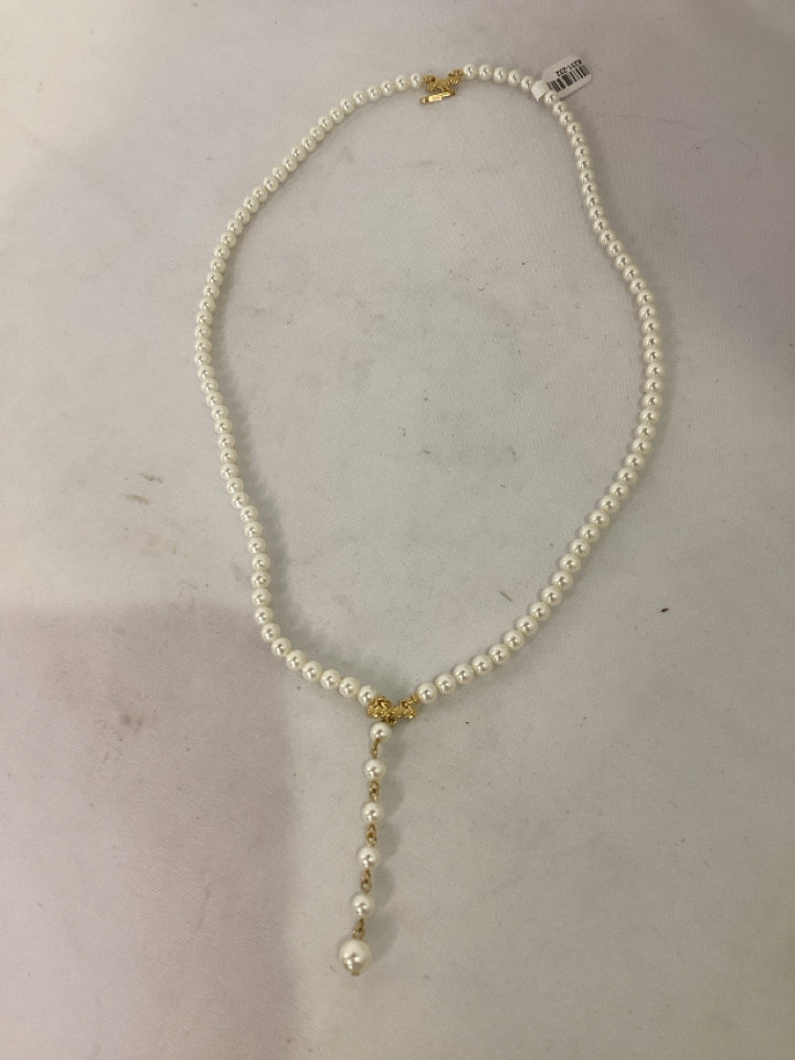 White Pearls Necklace