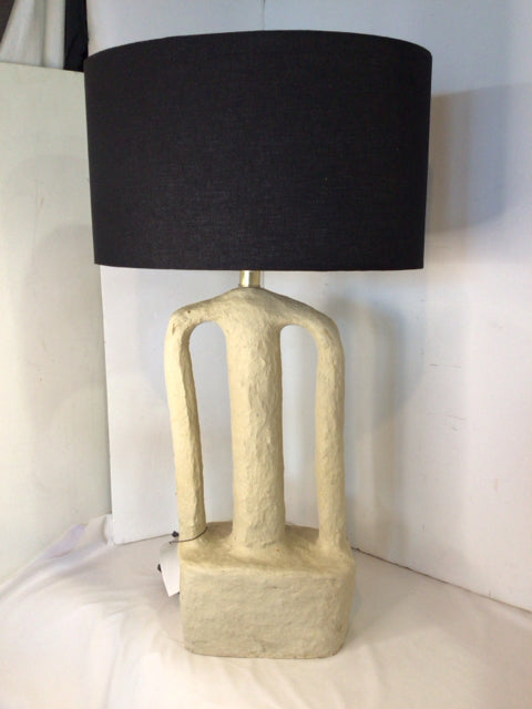 Cream/Black Pottery Lamp
