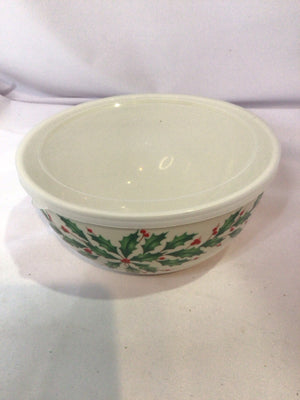 Lenox Bowl White/Green Holly Holiday Item