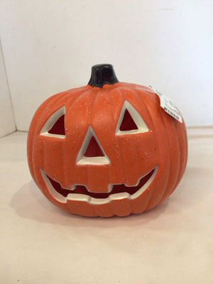 Halloween Orange Plastic Light up Jack-o-Lantern Holiday Item