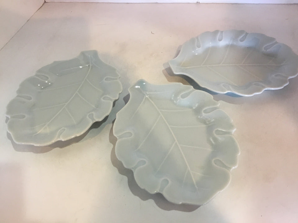 Set of 3 Blue Ceramic Leaf Plate Set