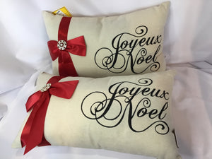 Pillow Set White/Red Polyester Noel Pair Holiday Item