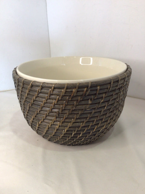 Brown/White Ceramic Wicker Bowl