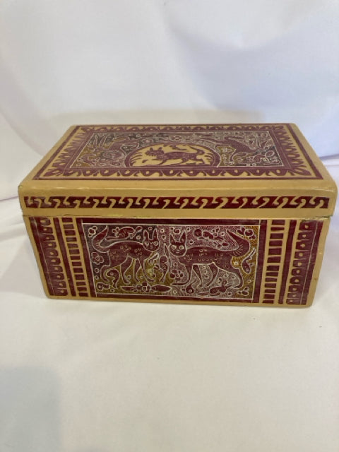 Carved Wood Animal Red/Tan Box