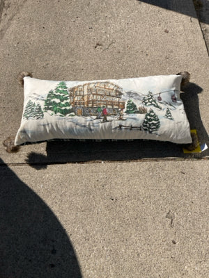 Pillow White/Green Cotton Down Snow Scene Holiday Item