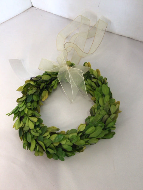 Wreath Green Boxwood Holiday Item