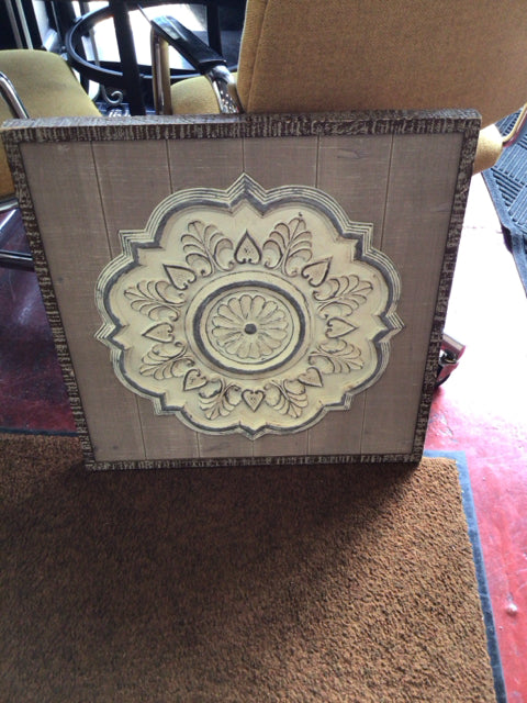 Rustic Wood Medallion Cream Wall Decoration Art
