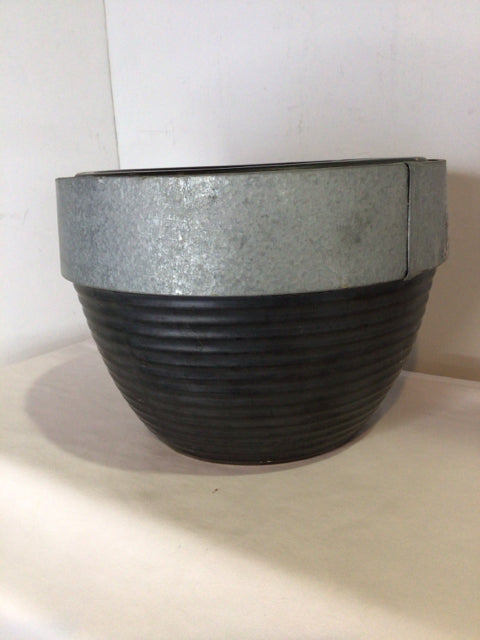Tabletop Gray Metal Fire Pit