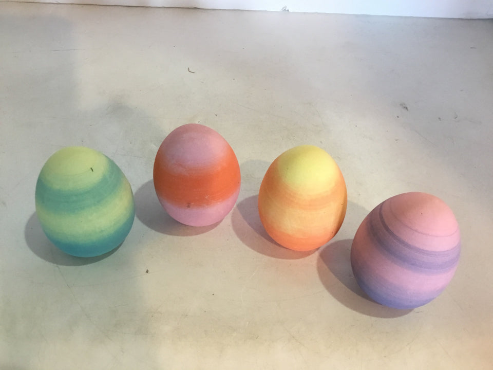 Decorative Multi-Color Ceramic Set of 4 Egg Misc