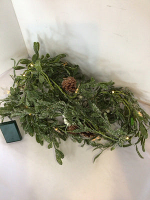 Garland Green Plastic Battery Operated Holiday Item