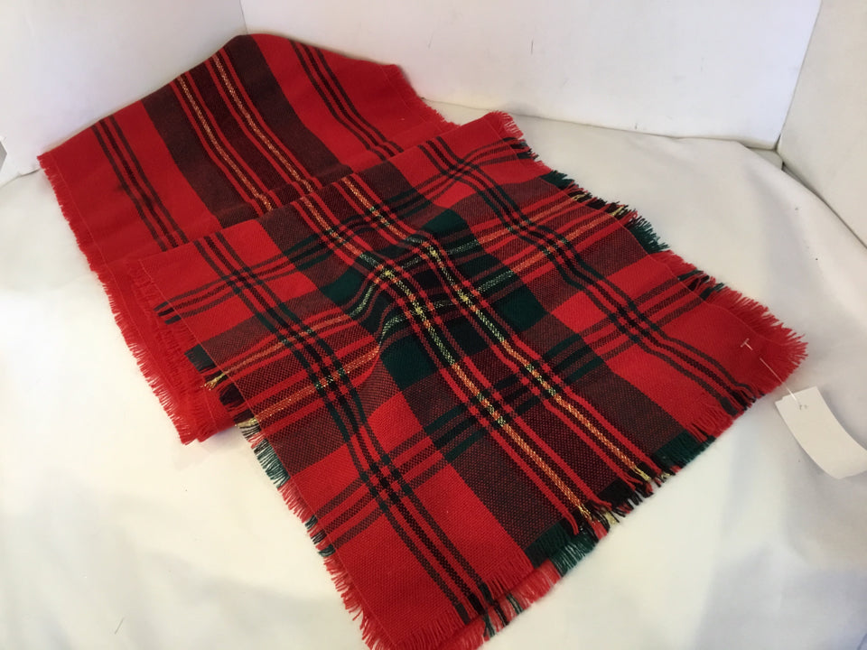 Table Runner Red/Black Cotton Holiday Item