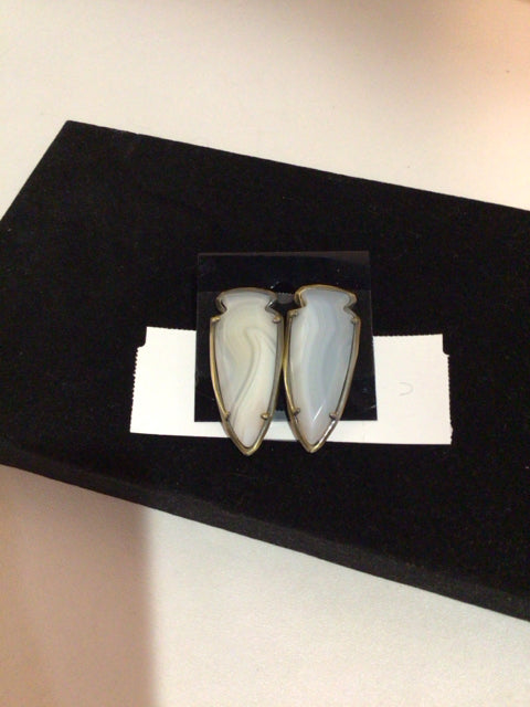 Silver/White Arrow Earrings