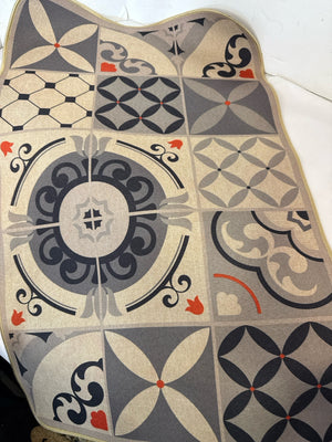 Throw Tan/Black Rug