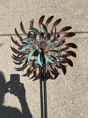 Metal Spinning Stakes Garden Decoration