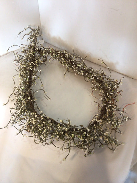 Christmas Green/White Berries Garland Holiday Item