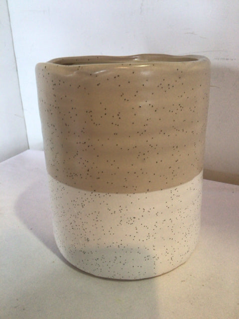 Tan/White Ceramic Planter