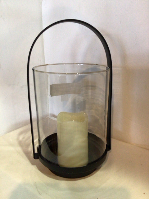 Hurricane Clear/Black Glass Lantern