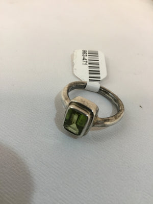 Silver/Green Ring