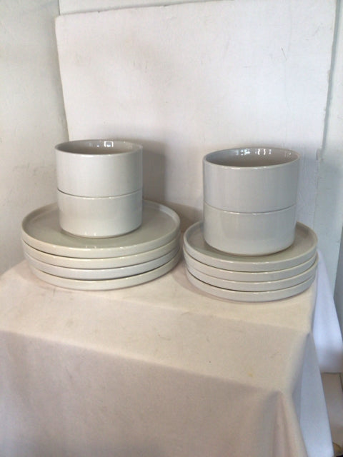 Threshold White Set of 4 Dish Set
