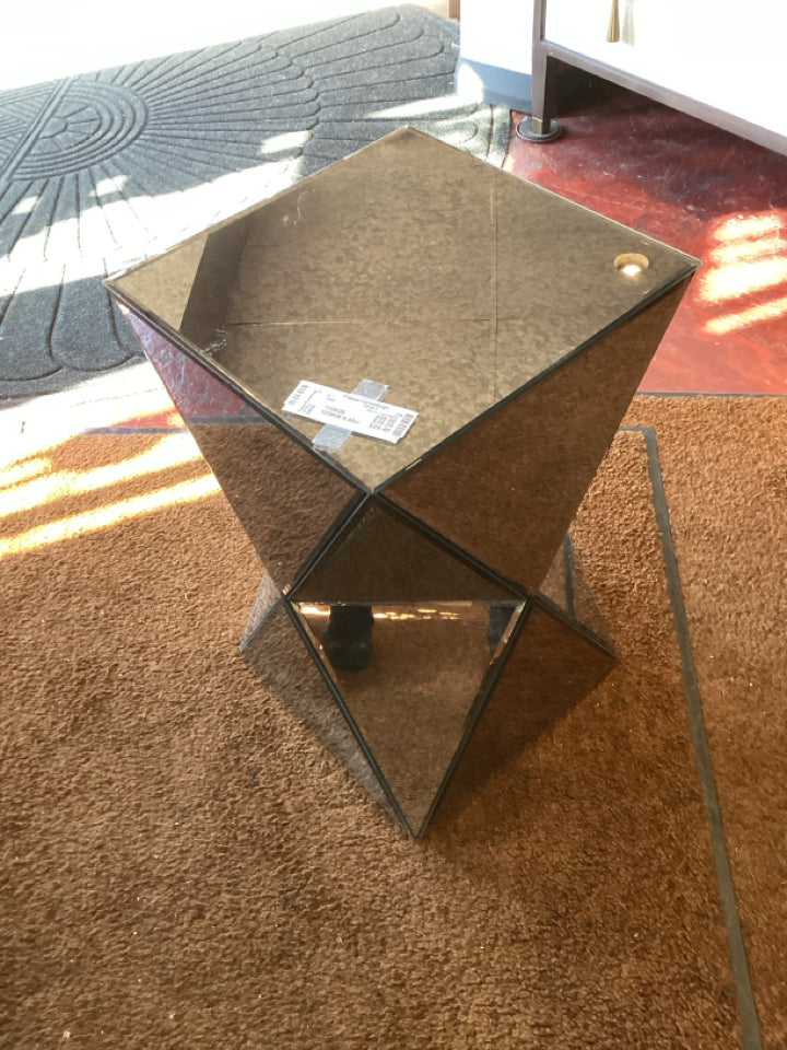 Mirror Geometric Black Table