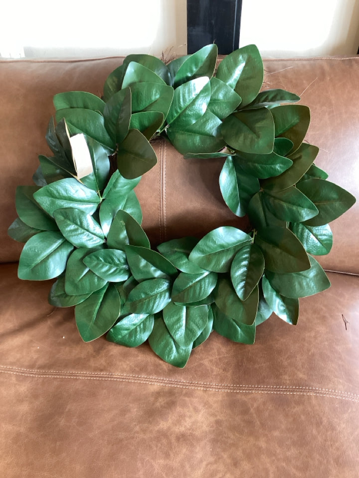 Green Leaves Wreath