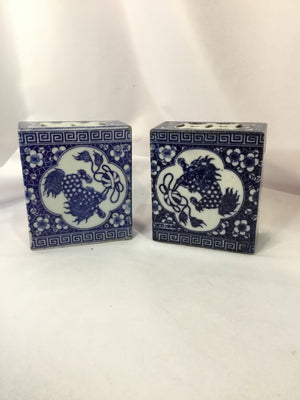 Chinese Blue/White Porcelain Pair Vase