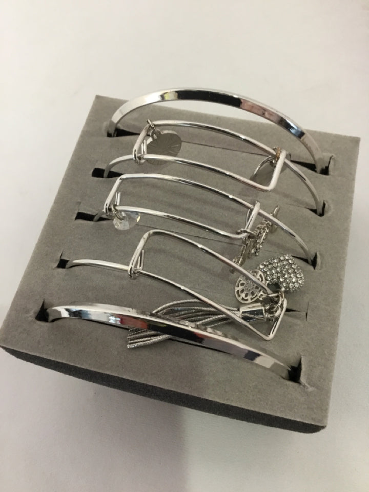 C.B. Craftsmen Silver Bangle Bracelet