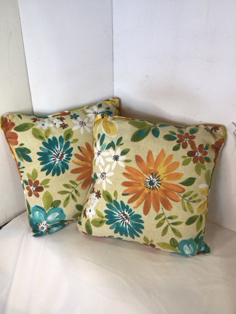 Outdoor/Outside Tan/Yellow Floral Stripe Pillow Set