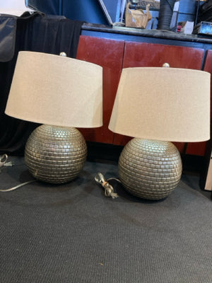 Modern Silver Resin Pair Lamp Set