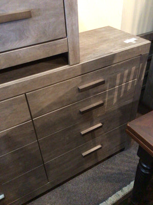 Ashley 8 Drawers Wood Gray Dresser/Chest