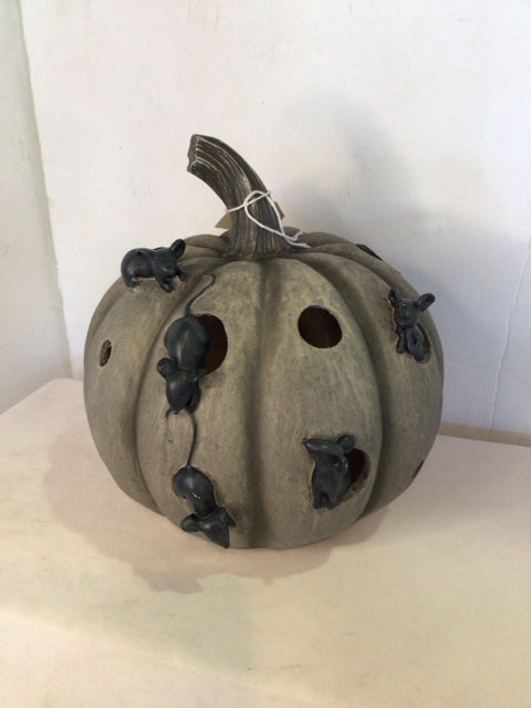 Frontgate Halloween Gray Resin Pumpkin Mice Holiday Item
