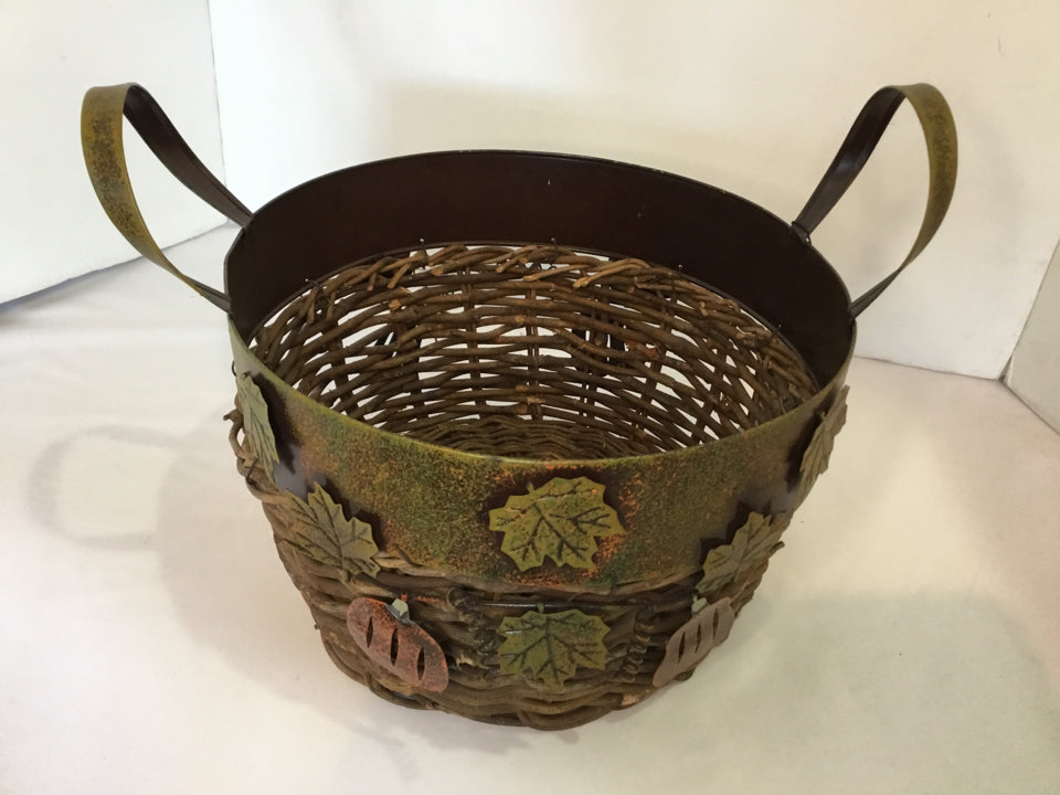 Fall Brown Metal/wicker Leaves Pumpkin Basket