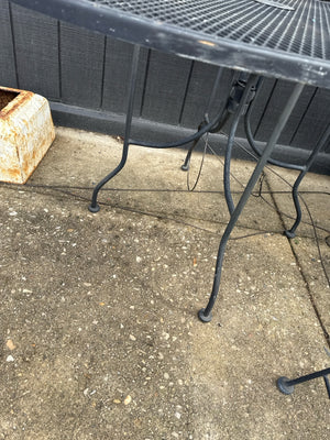 Outdoor/Outside Wrought Iron Oval Black Table