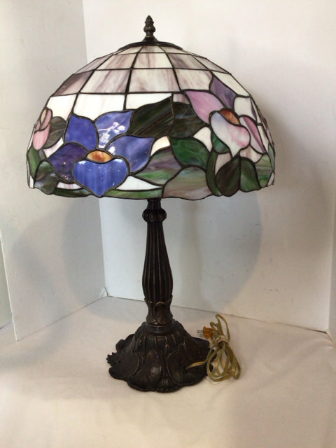 White/Multi Stained Glass Floral Lamp
