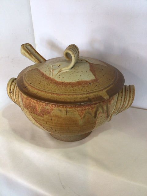 Italian Gold Pottery W/Spoon Tureen