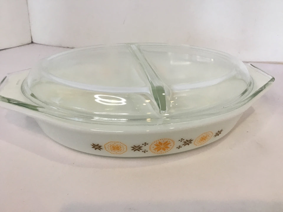 Pyrex Casserole Ceramic Divided Dish
