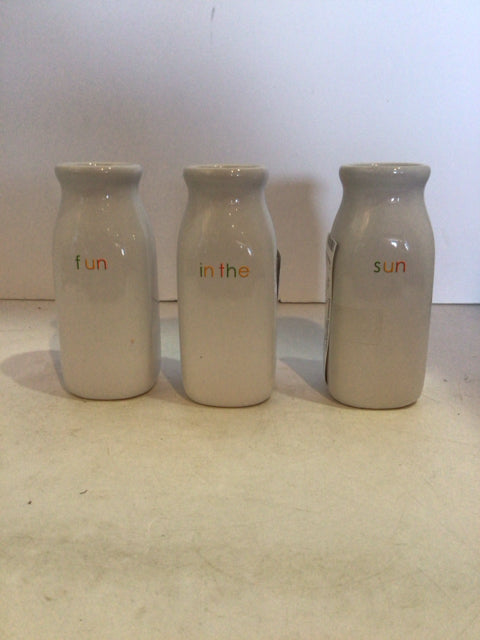 Set of 3 White Ceramic Bottle