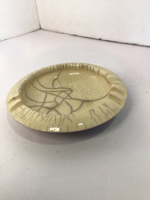 Mid-Century Cream/Gray Pottery Round Ash Tray