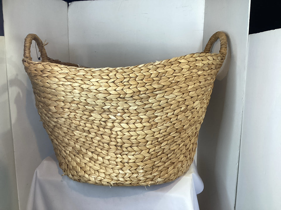 Natural Seagrass Basket