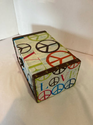 Wood Love White/Multi Box