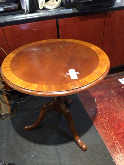 Pedestal Wood Brown Table