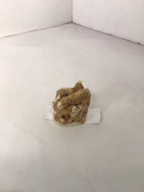 Harmony Kingdom Figurine Brown/White Resin Beaver Trinket Box