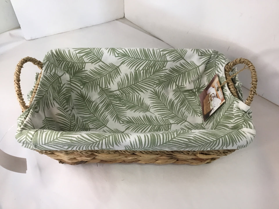 Cream/Green Wicker Leaf Basket