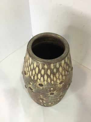Cream/Gray Pottery Vase