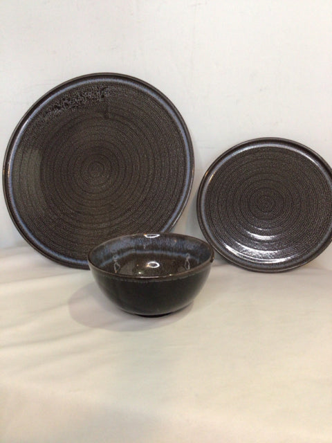 Set of 3 Gray Porcelain Dinnerware