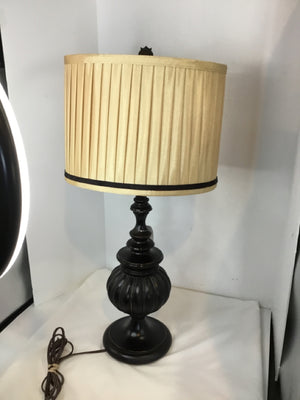 Bronze Resin Lamp